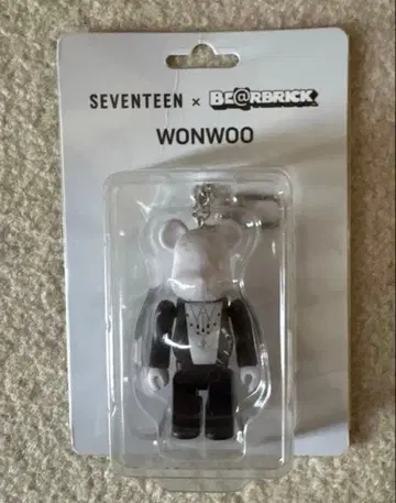 SEVENTEEN 원우 베어브릭 BE@RBRICK
