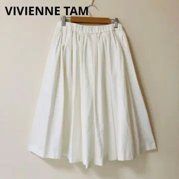 VIVIANNTAM 비비안 탐 플레어 스커트 화이트 흰색 1 무릎 기장