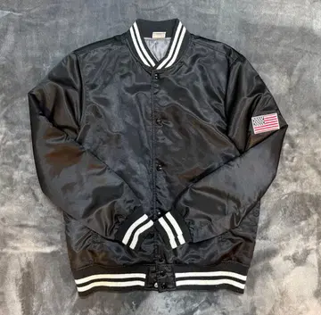 Champion 블랙 스타디움 점퍼