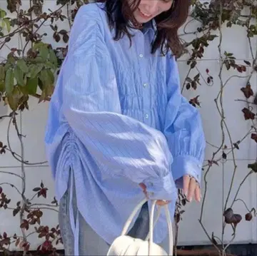 ungrid 사이드 개더 셔링 디자인 셔츠 스트라이프