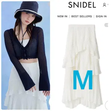 신상 새상품 스나이델 Sustainable 플리츠 캉캉 스커트 WHT