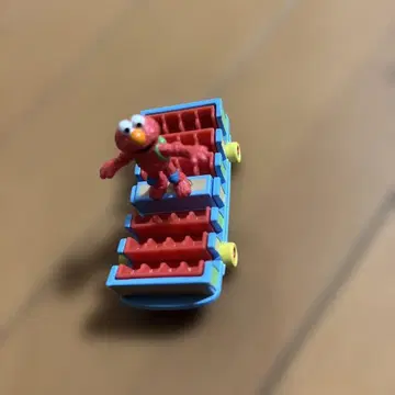 USJ 세서미 스트릿 엘모의 고고 스케이트보드 토미카