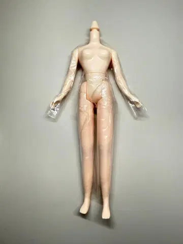 [ 네오 브라이스 ] 사일런트 루크레시아 / 디폴트 바디