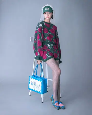 BEAMS COUTURE 로즈 패턴 니트탑 루루 멜리