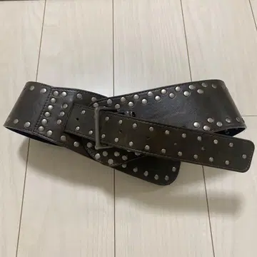 THICK STUDS 벨트 블랙 laguagem