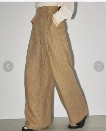 [새상품급] todayful/tuck linen trousers 베이지