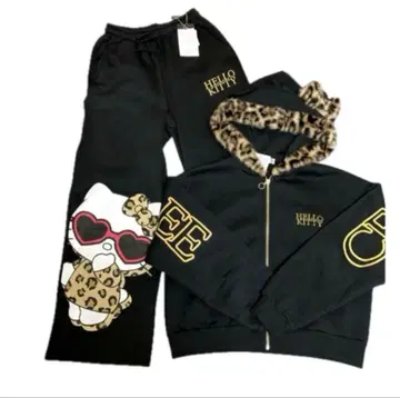 산리오 헬로키티 아베일 맨투맨 상하의 셋업 블랙