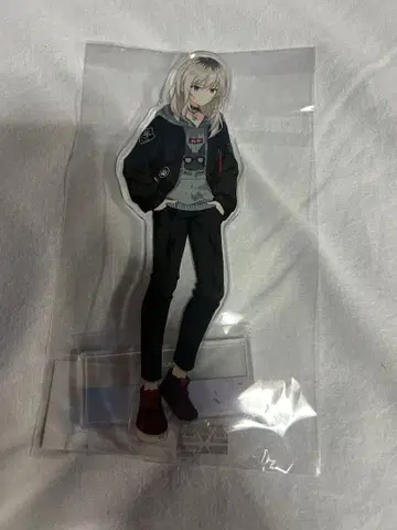 걸즈 밴드 클라이 아크릴 스탠드 카와라기 모모카 In the rain