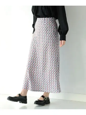 RayBEAMS 새상품 자수 레이스 스커트 플레어 롱 스커트