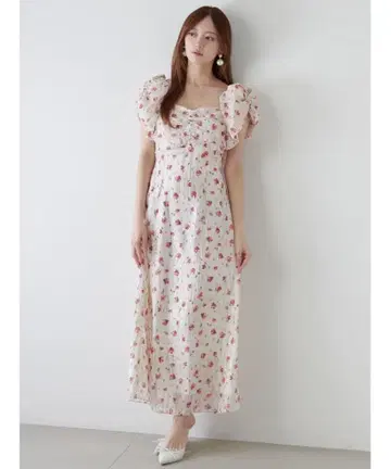 [ 새상품 ] 스나이델 SNIDEL 라메 도비 쉬폰 프린트 원피스 화이트