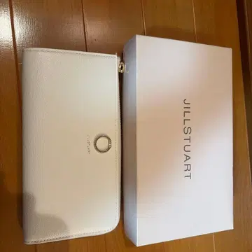 JILLSTUART 화이트 장지갑