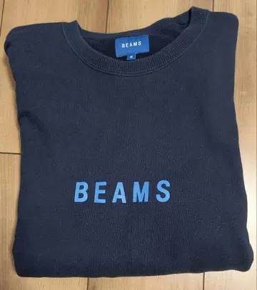 BEAMS 트레이닝복