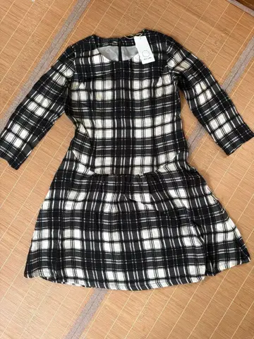 무인양품 MUJI LABO 울 실크 블랙 앤 화이트 체크 무늬 원피스