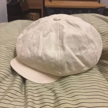 Weirdo 아이보리 헌팅 캡