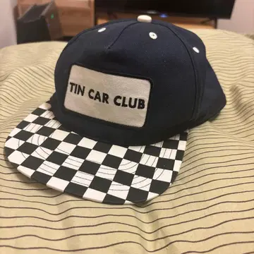 WEIRDO TIN CAR CLUB 캡