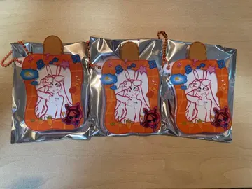 에이리언 스테이지 토끼 트레이딩 아이스 키링 현아 3개