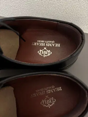 BEAMS HEART 블랙 레이스업 드레스 슈즈