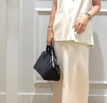 [ A part by ] 라인 벨트 포함 백 블랙 (web 한정 상품)