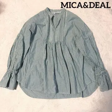 1시즌만 착용 MICA&DEAL 스트라이프 긴팔 셔츠 노카라 프릴