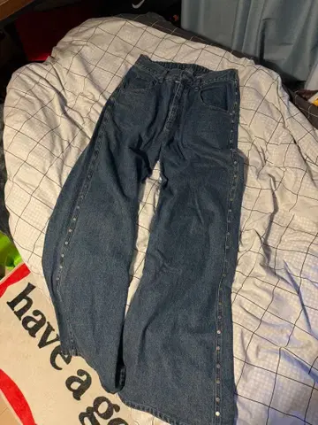 AFB 스터드 플레어 데님