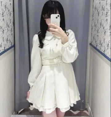 evelyn 화이트 원피스 화이트 벨트 포함