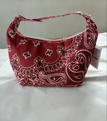 [새상품] CALL IT BY YOUR NAME 반다나 패턴 백 빨간색