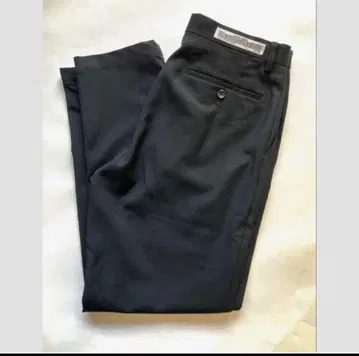 UNIVERSAL PRODUCTS 테이퍼드 슬랙스 1LDK