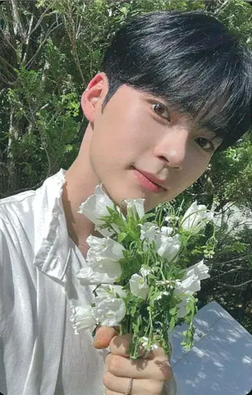 ZEROBASEONE 타워레코드 한빈 YOUTH IN THE SHADE