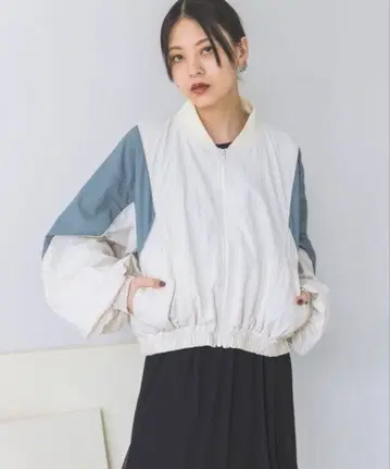 JEANASIS 하이 쇽 숏 블루종