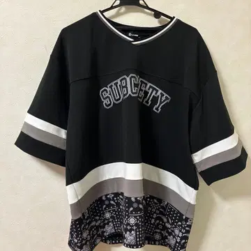 SUBCIETY 블랙 V넥 T셔츠 L