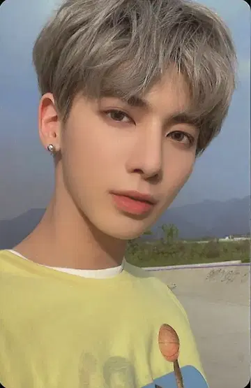 TXT 태현 더 카오스 챕터: 파이트 오어 이스케이프 파이트