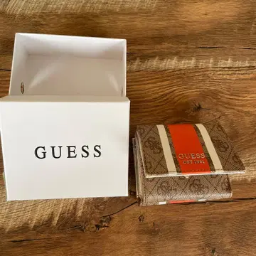 GUESS 3단 폴더형 지갑 브라운/오렌지