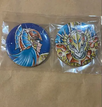 게이머즈 세인트 세이야 해황 재기 해룡의 카논 & 류나데스의 카사 캔뱃지