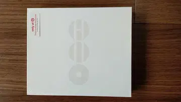 BTS CD 앨범 Target 한정판 (미개봉)