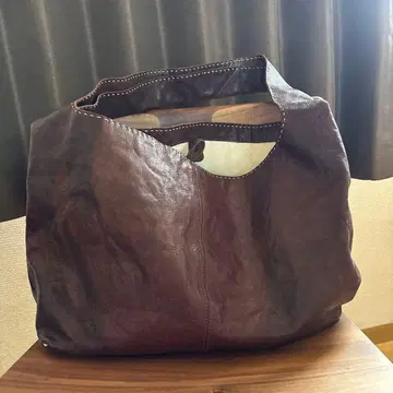 겐텐 브라운 가죽 숄더백