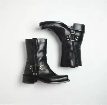 FW2015 'DSQUARED2' Engineer Boots