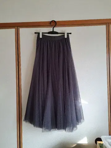 CLOVER DEPOT 튤 롱 플레어 스커트[그레이]