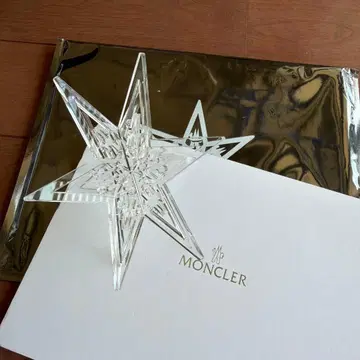 MONCLER 별 모양 오너먼트