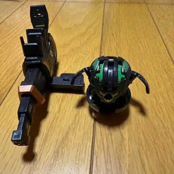 바쿠간 라인하르트 메가 블래스터