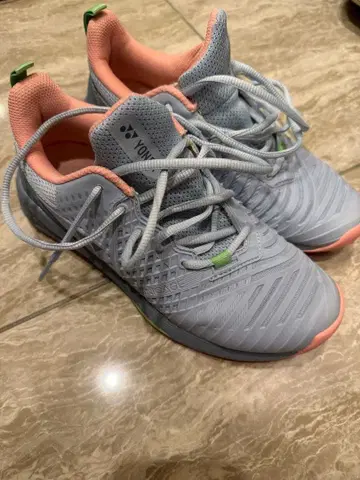 YONEX 테니스화 여성용 그레이/핑크