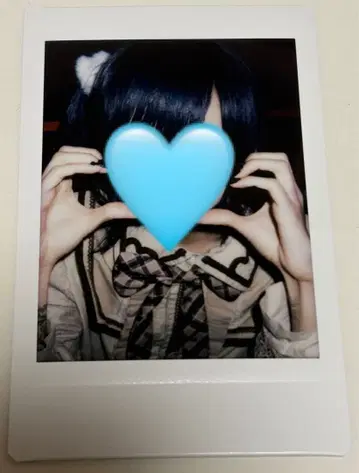 러브시크 하야테 폴라로이드 엘라바레 의상