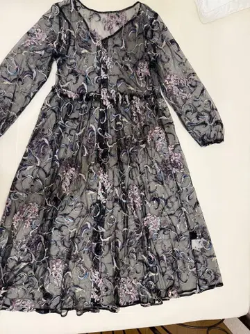 GRACE CONTINENTAL 시스루 자수 긴팔 원피스