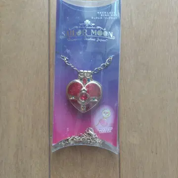 USJ 세일러문 하트 목걸이 유니버셜