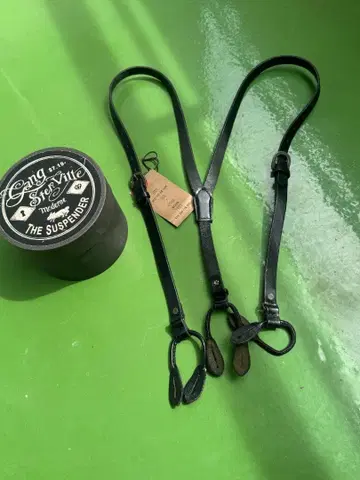 GANGSTERVILLE 갱스터빌 가죽 서스펜더