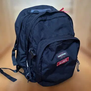 EASTPAK x-giri 블랙 백팩