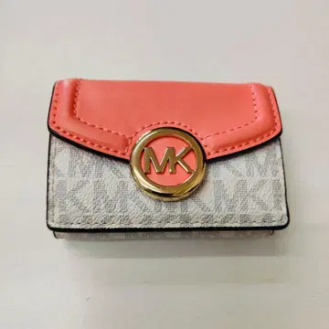 마이클코어스 3단 폴더형 지갑