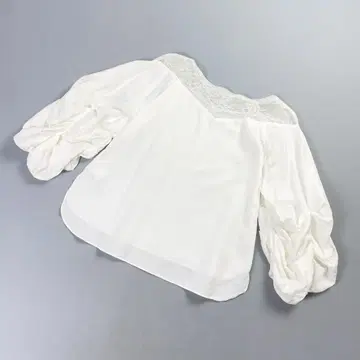 Diagram 턱 벌룬 슬리브 블라우스 화이트 사이즈 36*KD436