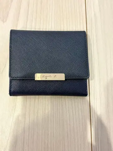 agnes b. 3단 폴더형 지갑