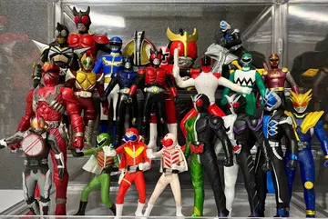 당시물 가면라이더 슈퍼전대 히어로 22체 일괄 세트