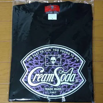 크림 소다 T셔츠 미사용 새상품
